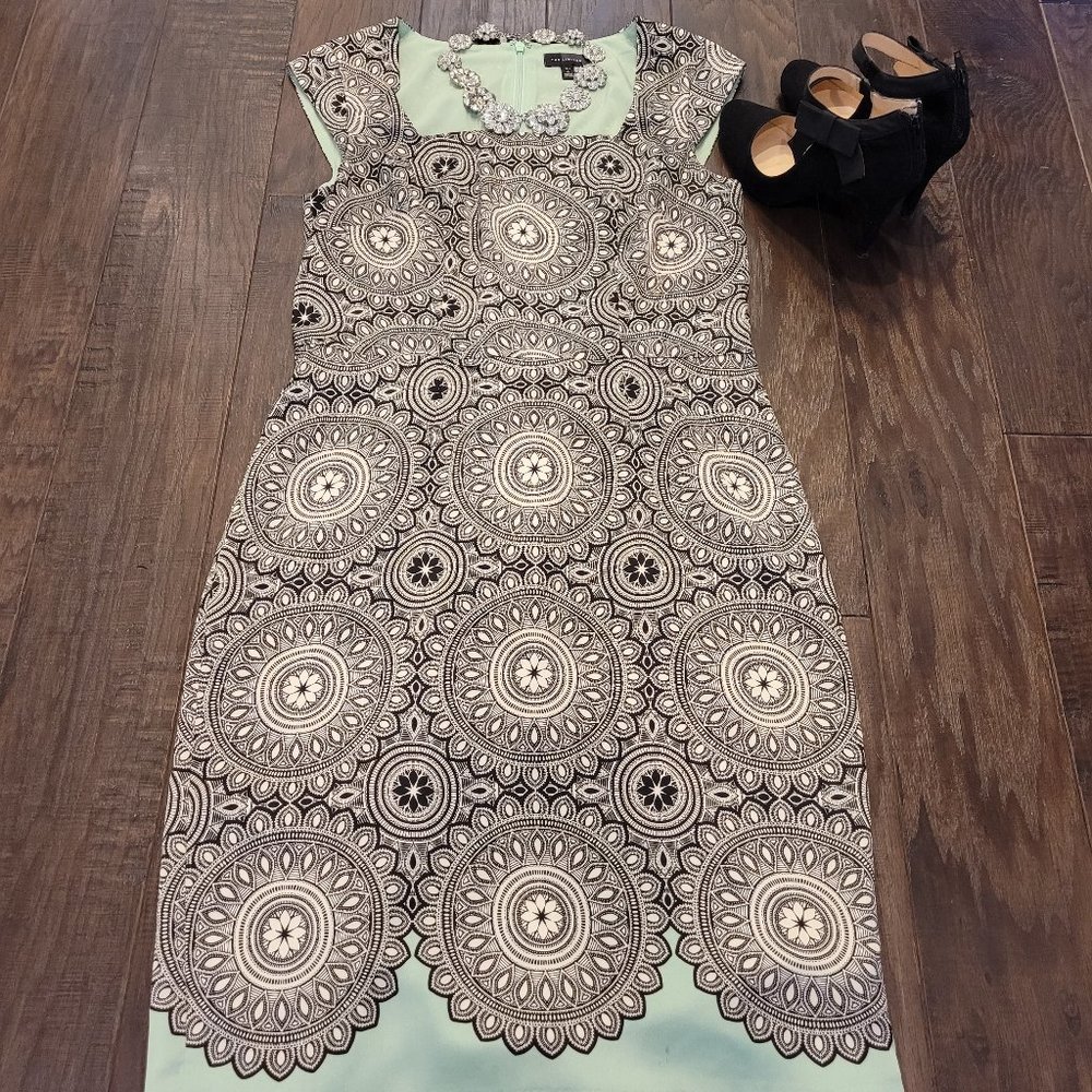 The Limited Black/White/Mint Green Mandala Design Dress Size 6 Tall